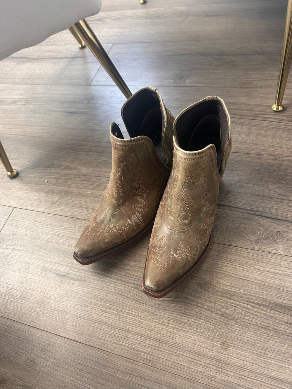 Ariat Dixon Tan Brown Western Ankle Boots